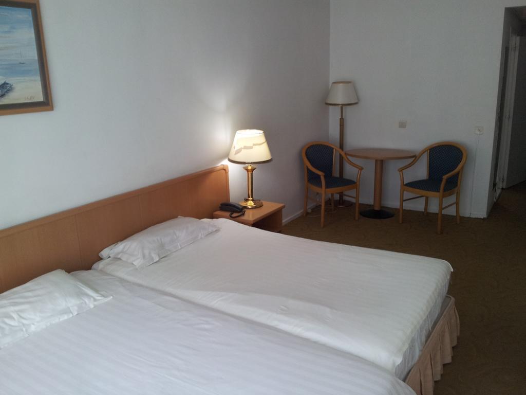 Hotel Keyserlei アントウェルペン 部屋 写真